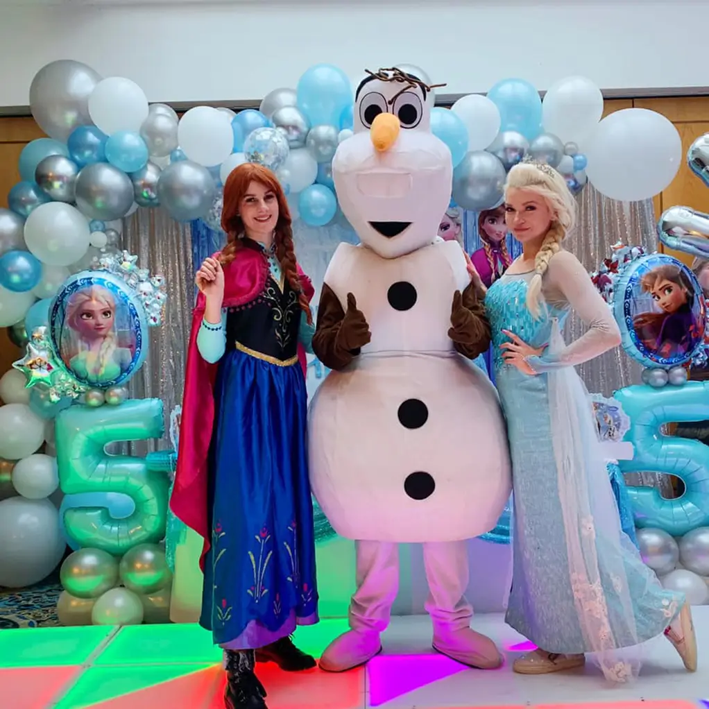 Elsa & Anna, Frozen party entertainers for hire