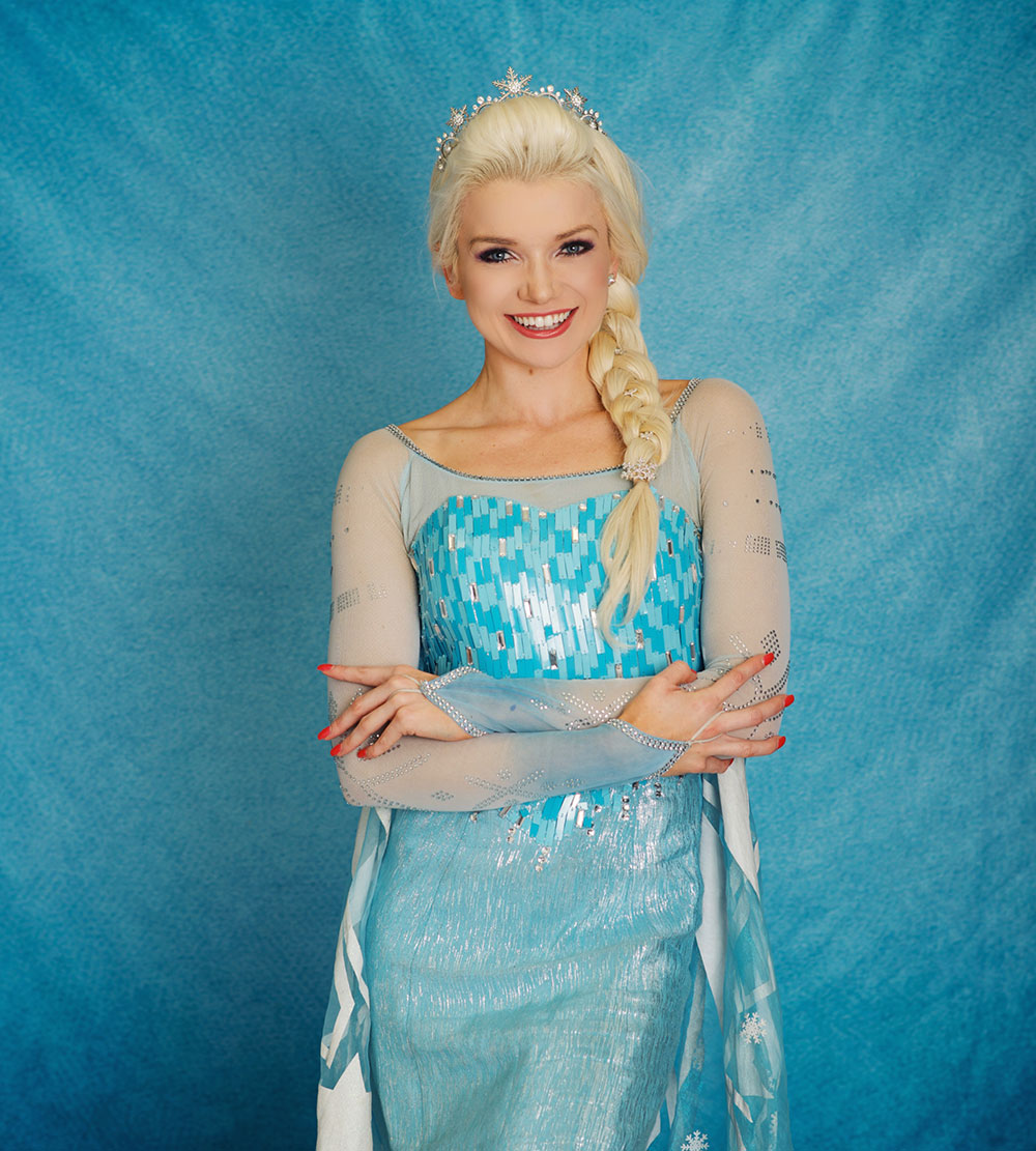 Elsa Frozen II wig review and costest - Alice in Cosplayland